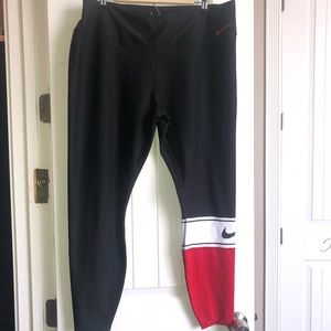 NIKE LEGGINGS!